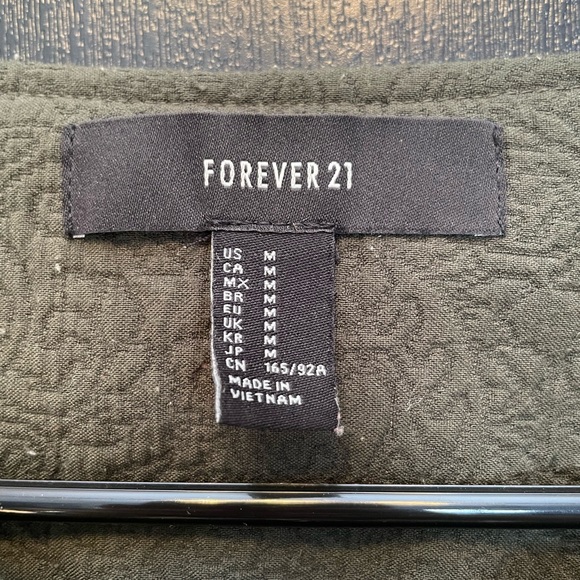 Army Green Shacket - Picture 4 of 4